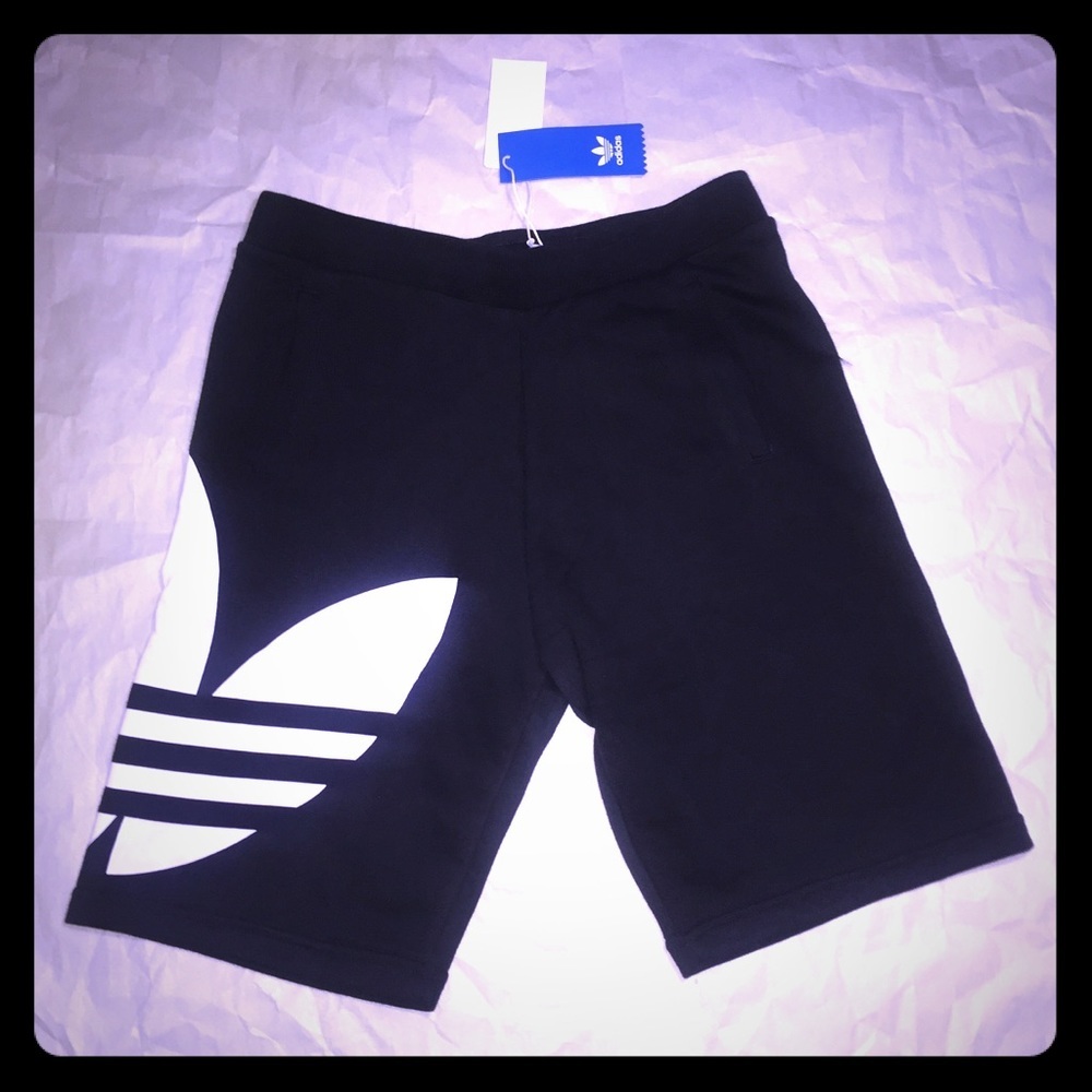 Adidas trefoil shorts boys L